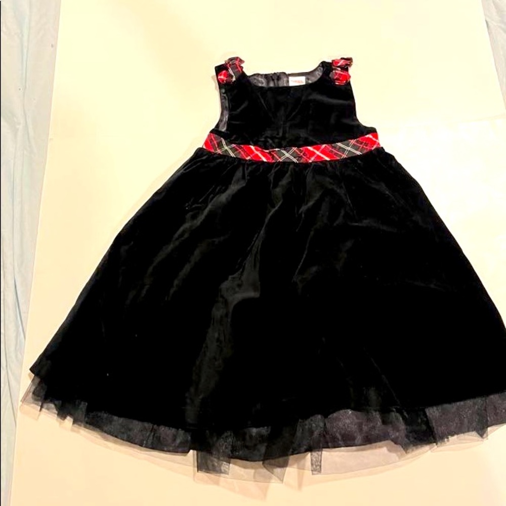 Black Velvet dress with silk sash size 3 EUC